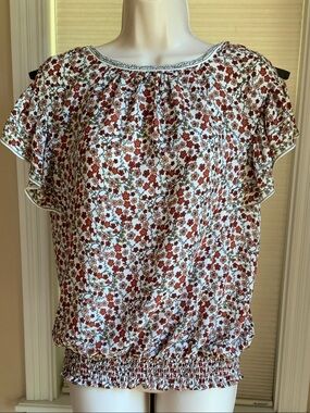Floral Ruffle Sleeve Women’s Top — White with Rust Floral